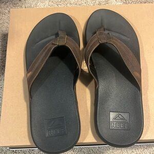 Reef flip flops in new condition